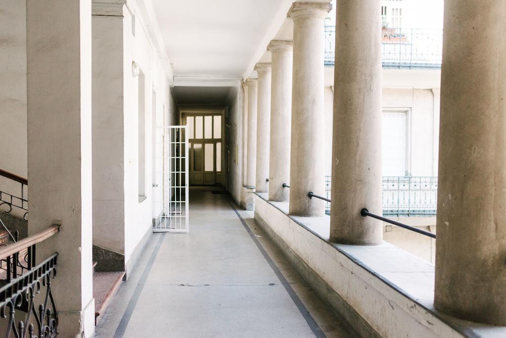 D.Five Stylish Apartment On Vaci Street Βουδαπέστη Εξωτερικό φωτογραφία