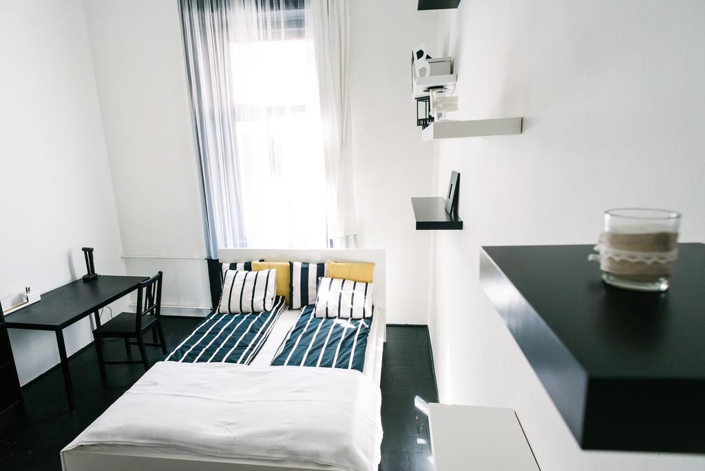 D.Five Stylish Apartment On Vaci Street Βουδαπέστη Εξωτερικό φωτογραφία